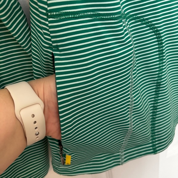 Lolë Women’s Large Green Striped Full Zip Jacket UPF 50+ Wicking Stretch - Picture 8 of 16